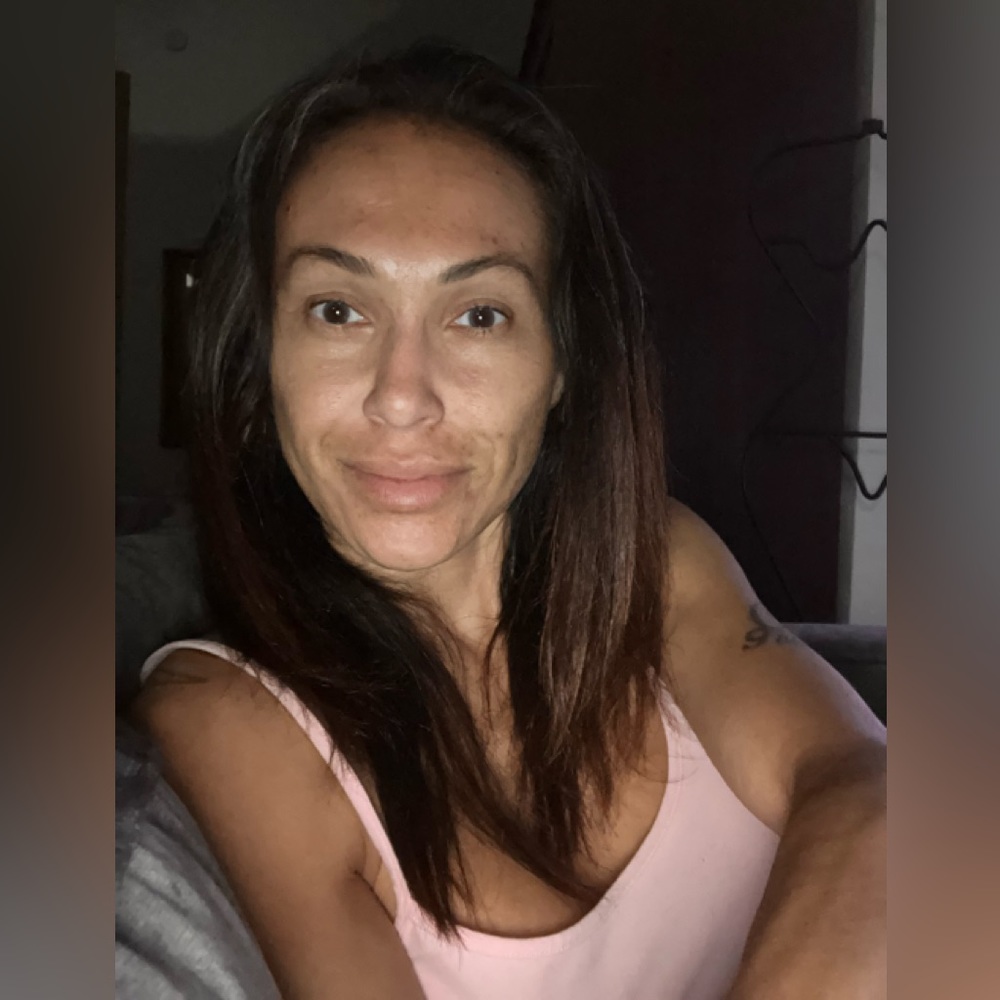 Meet your Posher, Jessica Poshmark Ambassador.